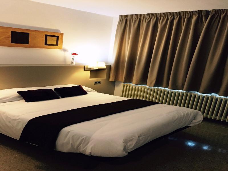 פאס דה לה קאסה Hotel Pic Mari מראה חיצוני תמונה