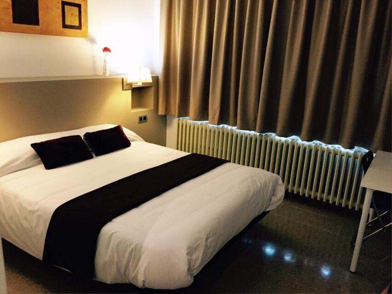 פאס דה לה קאסה Hotel Pic Mari מראה חיצוני תמונה