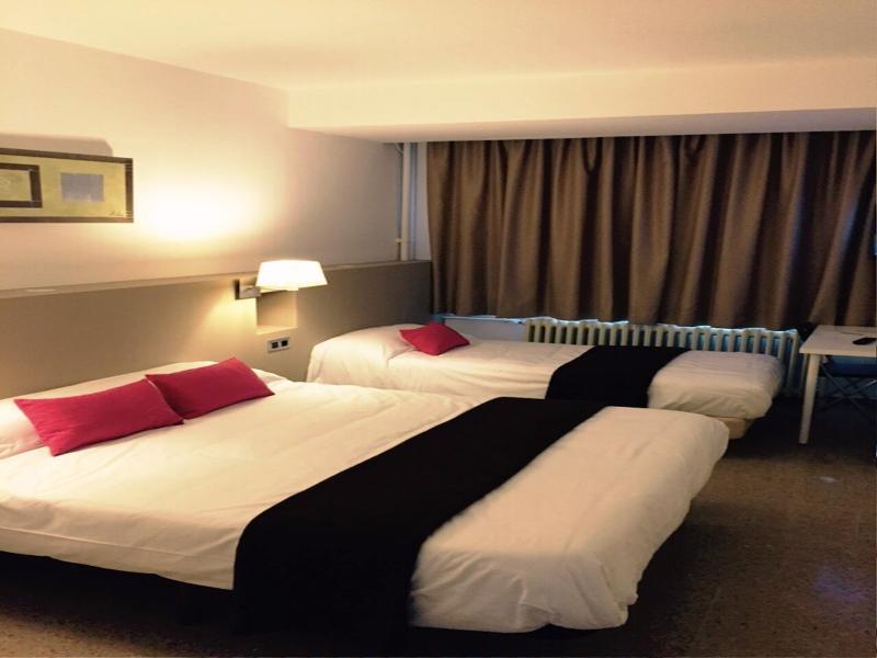 פאס דה לה קאסה Hotel Pic Mari מראה חיצוני תמונה