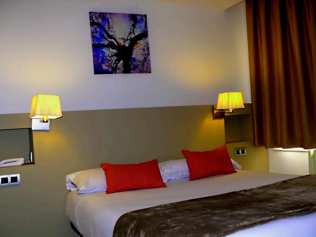 פאס דה לה קאסה Hotel Pic Mari מראה חיצוני תמונה