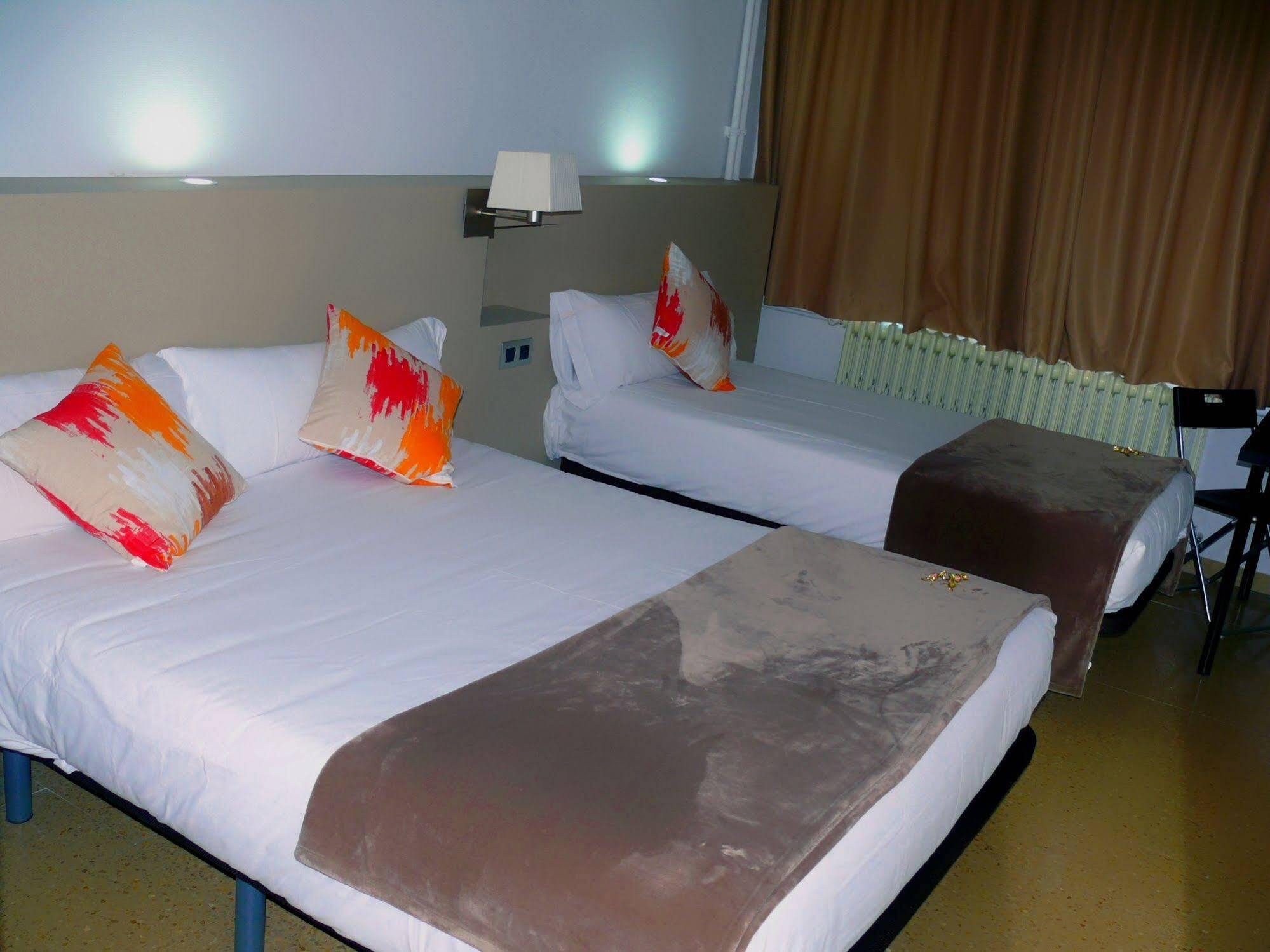 פאס דה לה קאסה Hotel Pic Mari מראה חיצוני תמונה
